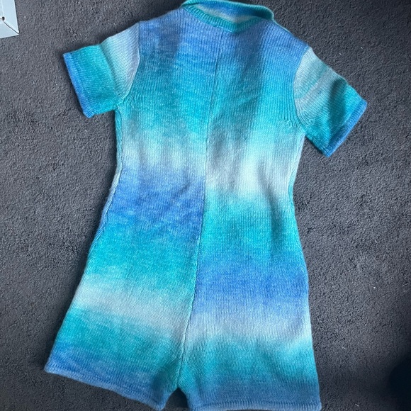 Frankie’s Knit Romper - Picture 4 of 5